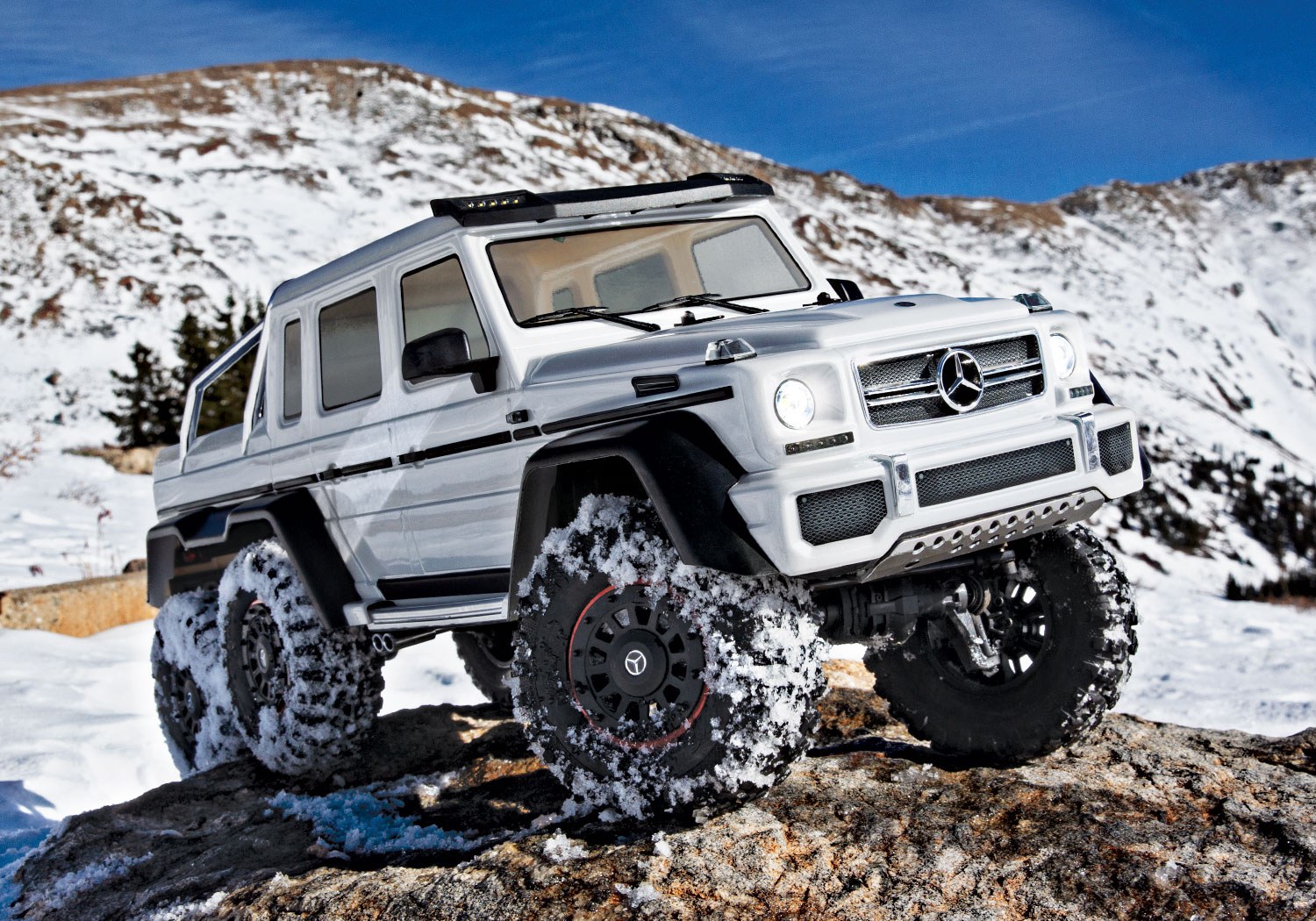 Радиоуправляемая машина TRAXXAS TRX-6 Mercedes-Benz G 63 AMG 6x6 WHITE  TRA88096-4-W Купить с доставкой